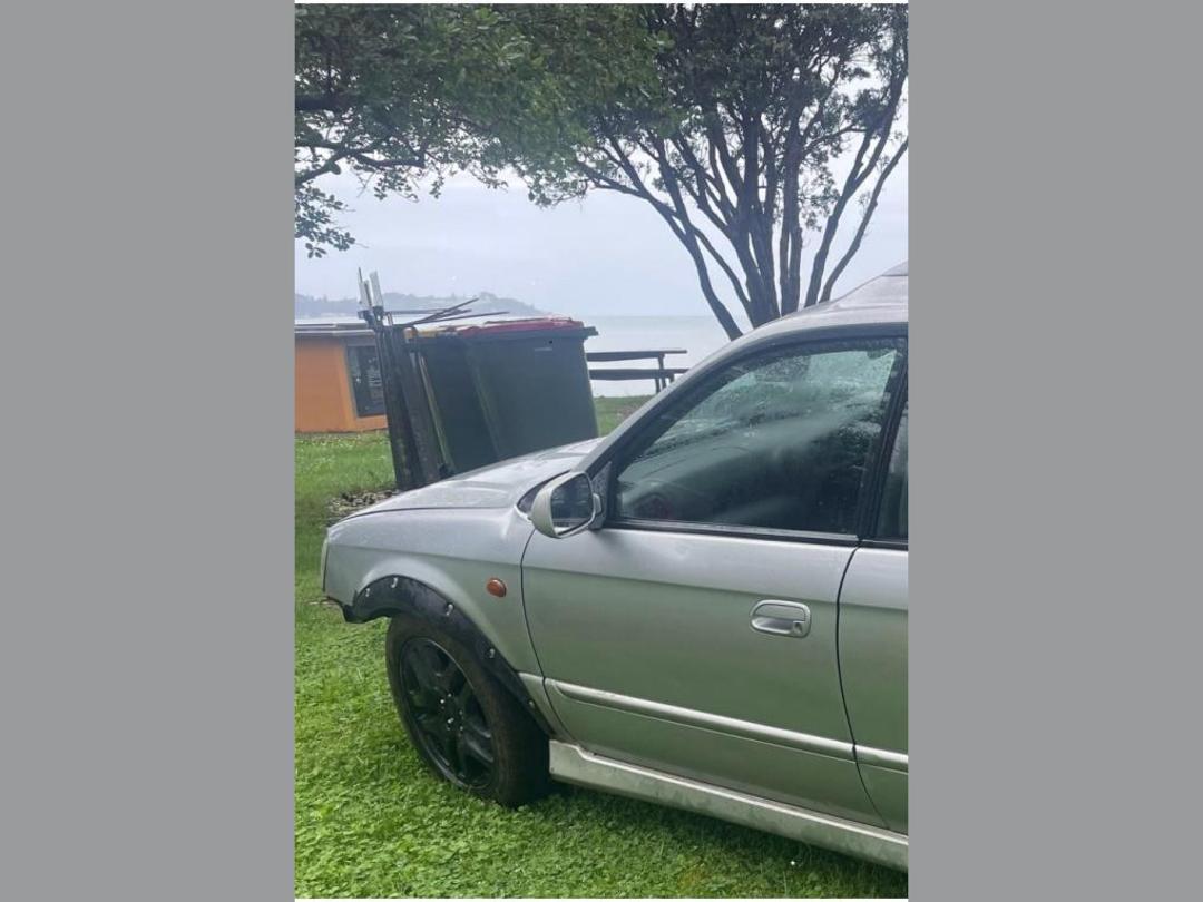 Photo '7' of Subaru Legacy LTD Photo '7' of Subaru Legacy LTD