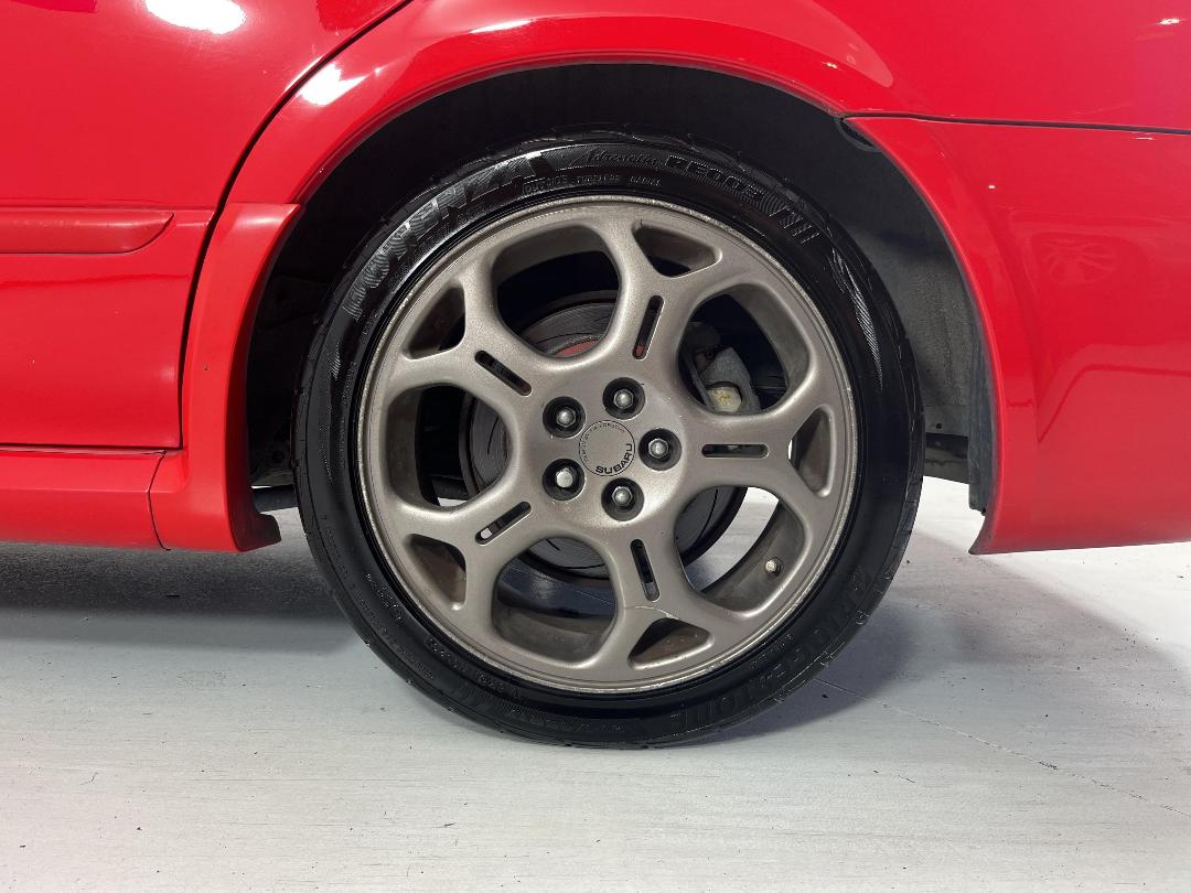 Photo '11' of Subaru Legacy