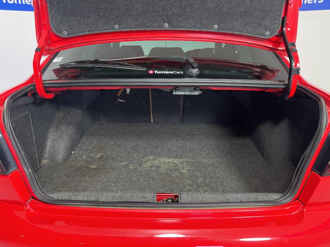 Photo '14' of Subaru Legacy