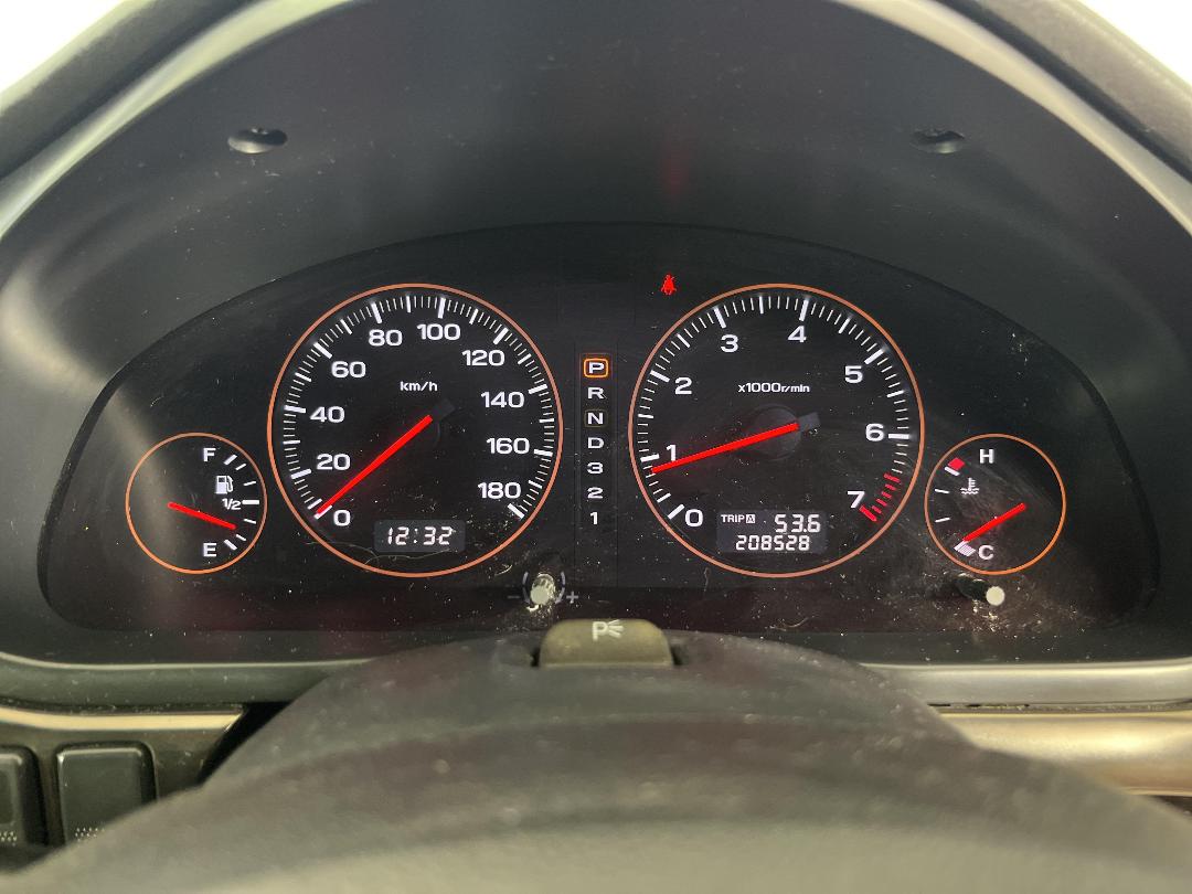 Photo '21' of Subaru Legacy