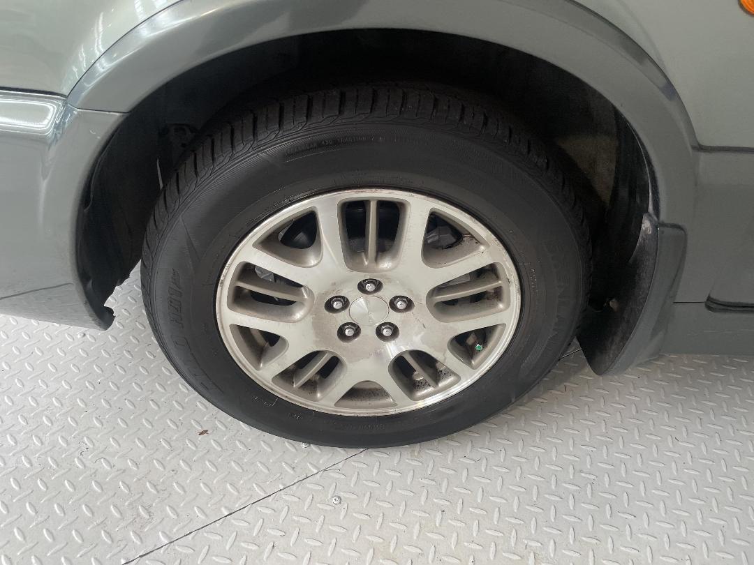 Photo '10' of Subaru Legacy