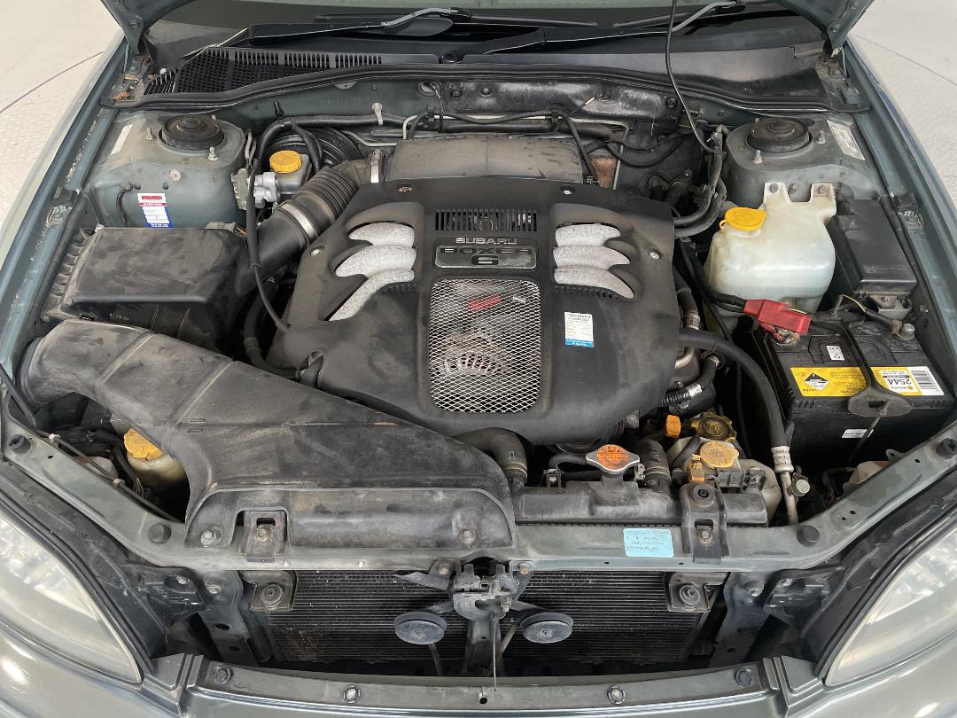 Photo '13' of Subaru Legacy