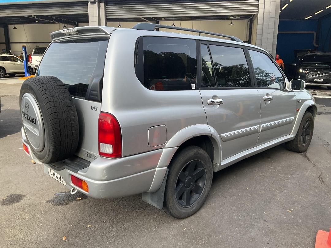 Photo '4' of Suzuki Grand Vitara V6