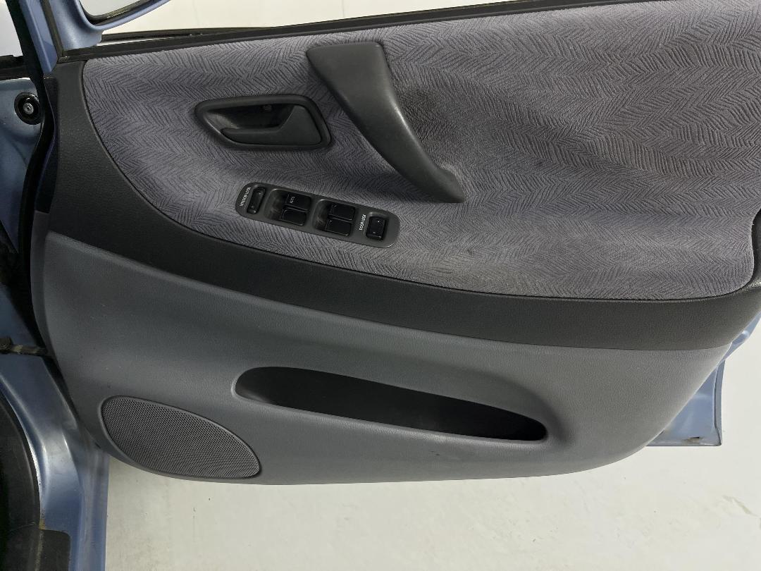 Photo '13' of Suzuki Liana GLX Photo '13' of Suzuki Liana GLX