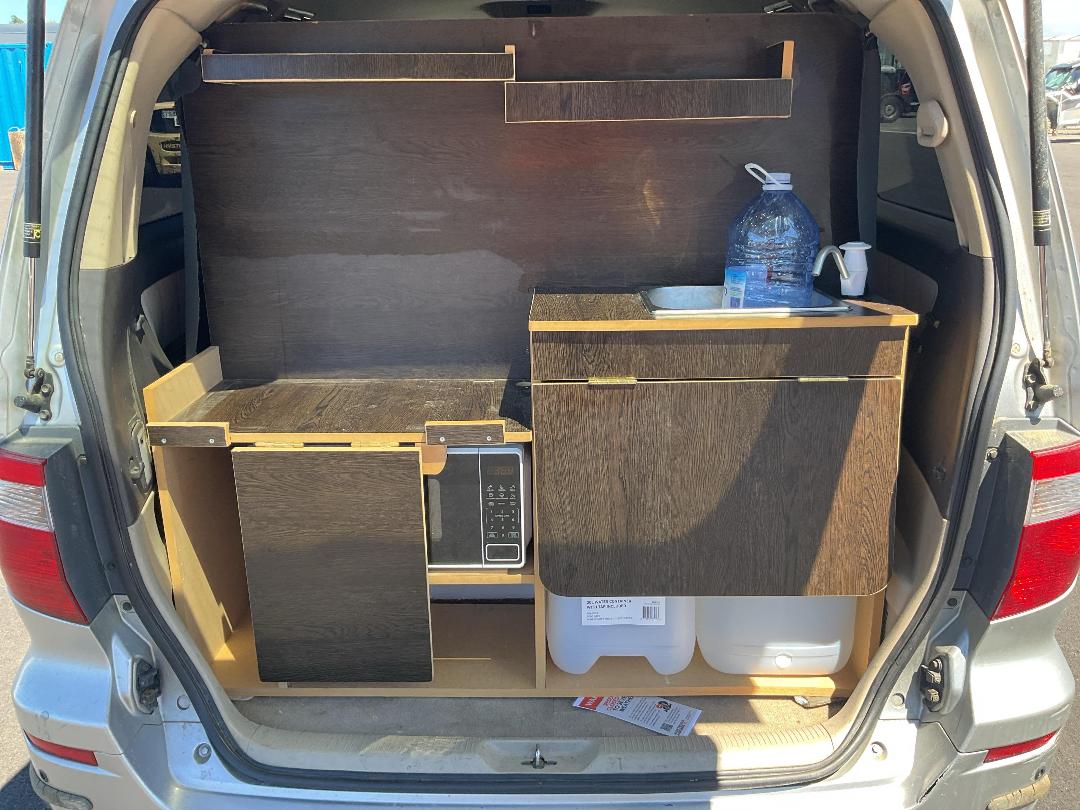 Photo '13' of Toyota Alphard G