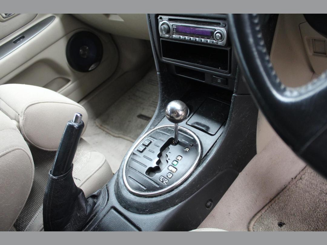 Photo '11' of Toyota Altezza Gita Photo '11' of Toyota Altezza Gita