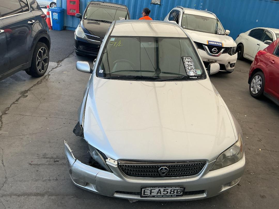 Photo '5' of Toyota Altezza