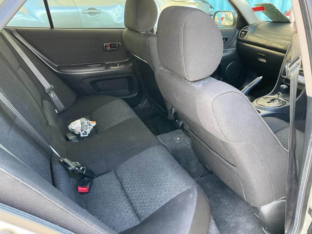 Photo '7' of Toyota Altezza Gita Photo '7' of Toyota Altezza Gita