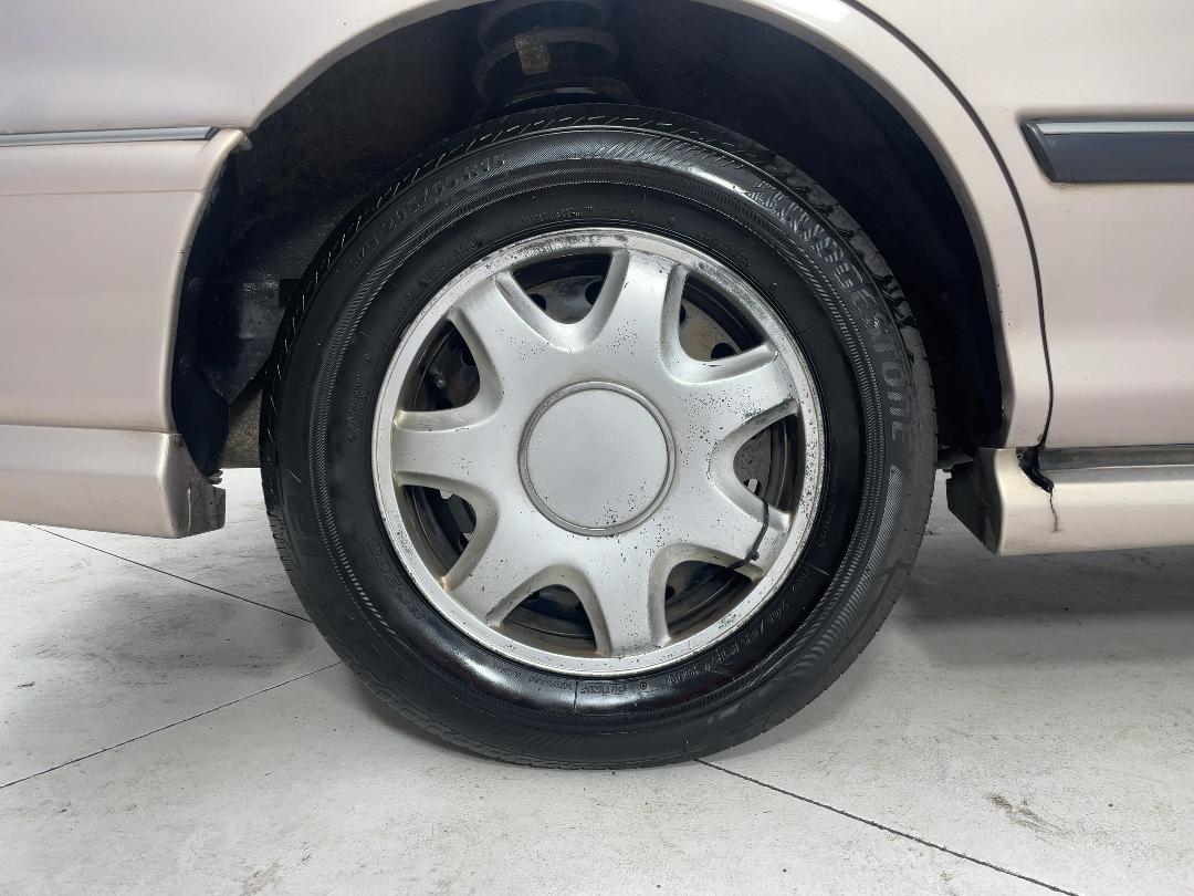 Photo '12' of Toyota Avalon Photo '12' of Toyota Avalon