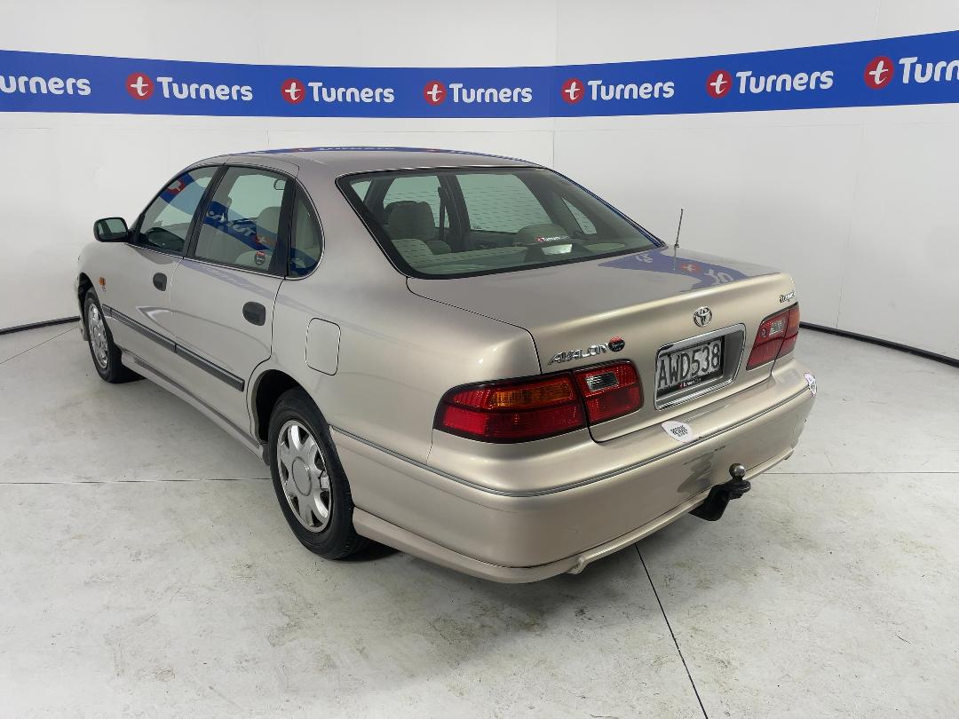 Photo '5' of Toyota Avalon Photo '5' of Toyota Avalon