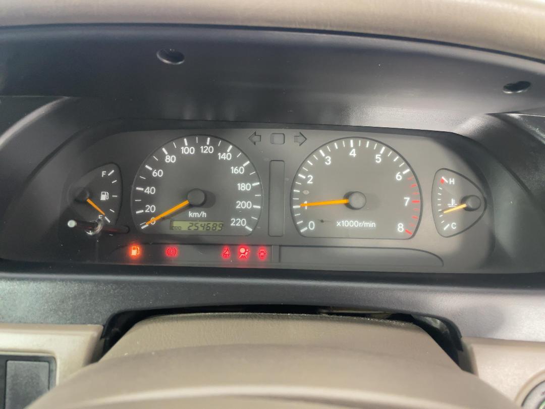 Photo '21' of Toyota Avalon Photo '21' of Toyota Avalon