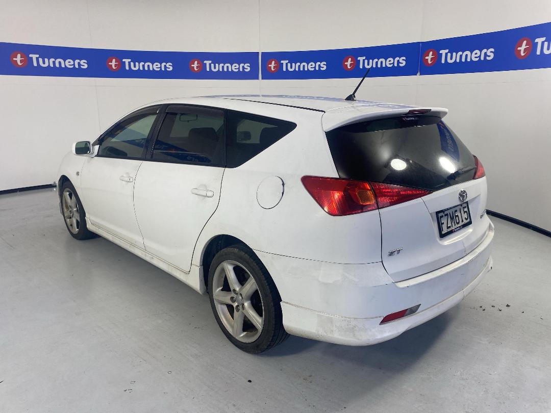 Photo '5' of Toyota Caldina