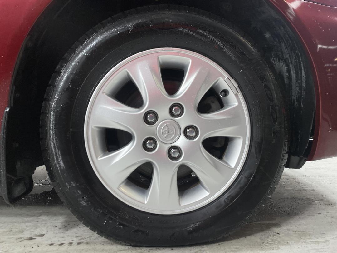 Photo '9' of Toyota Camry Photo '9' of Toyota Camry