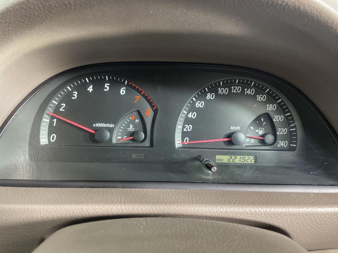 Photo '21' of Toyota Camry Photo '21' of Toyota Camry