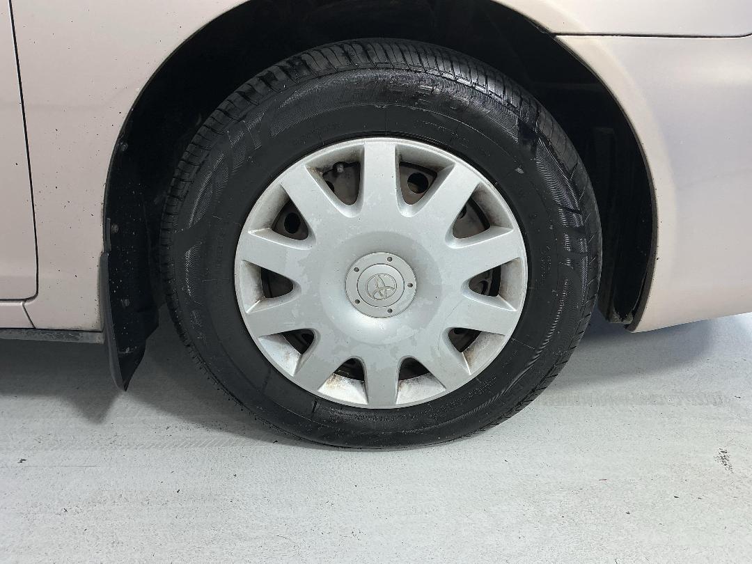 Photo '9' of Toyota Camry