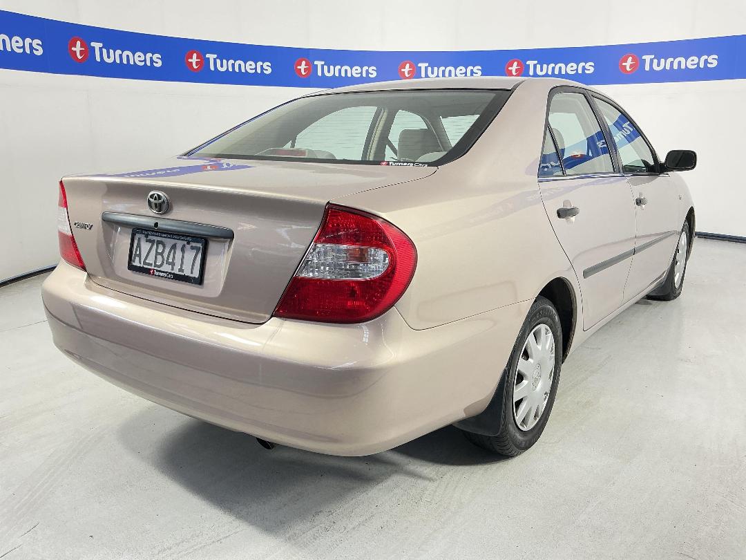 Photo '7' of Toyota Camry