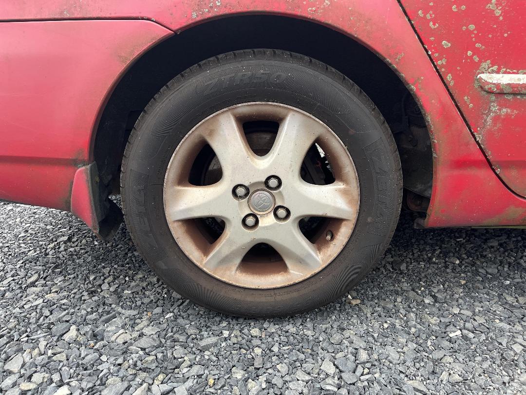 Photo '10' of Toyota Corolla GLX Photo '10' of Toyota Corolla GLX