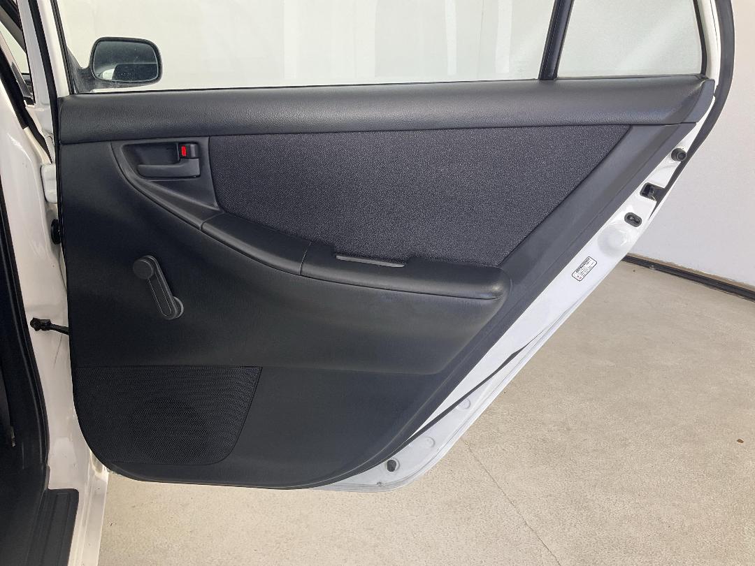 Photo '19' of Toyota Corolla