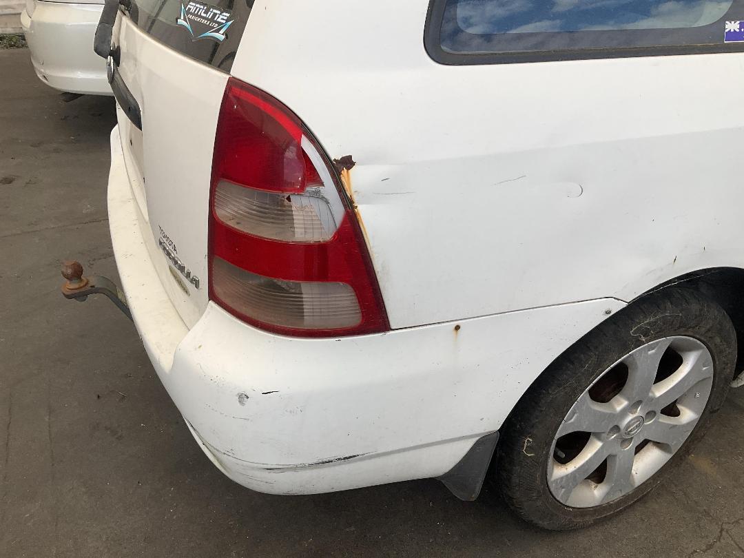 Photo '18' of Toyota Corolla GL