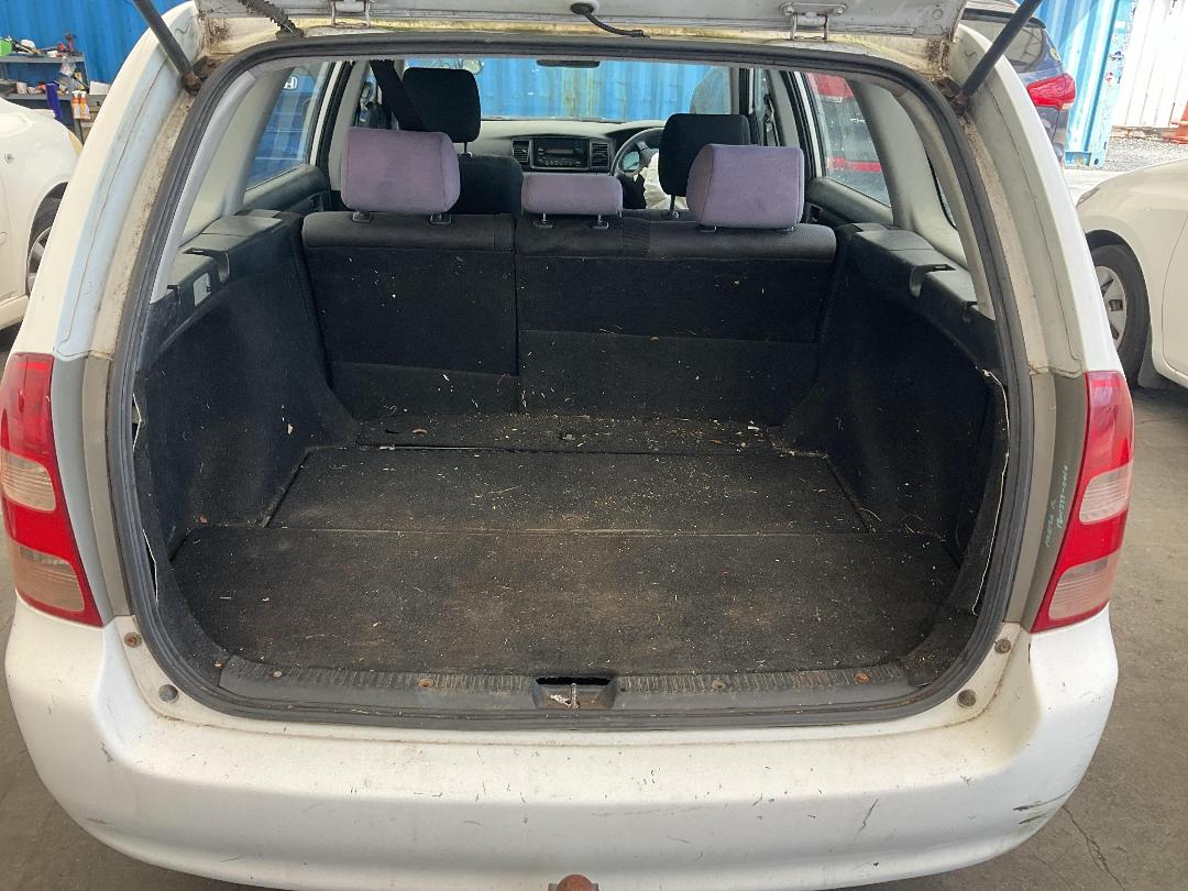 Photo '16' of Toyota Corolla GL