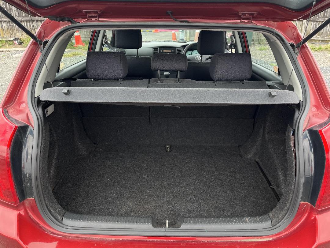 Photo '12' of Toyota Corolla GL