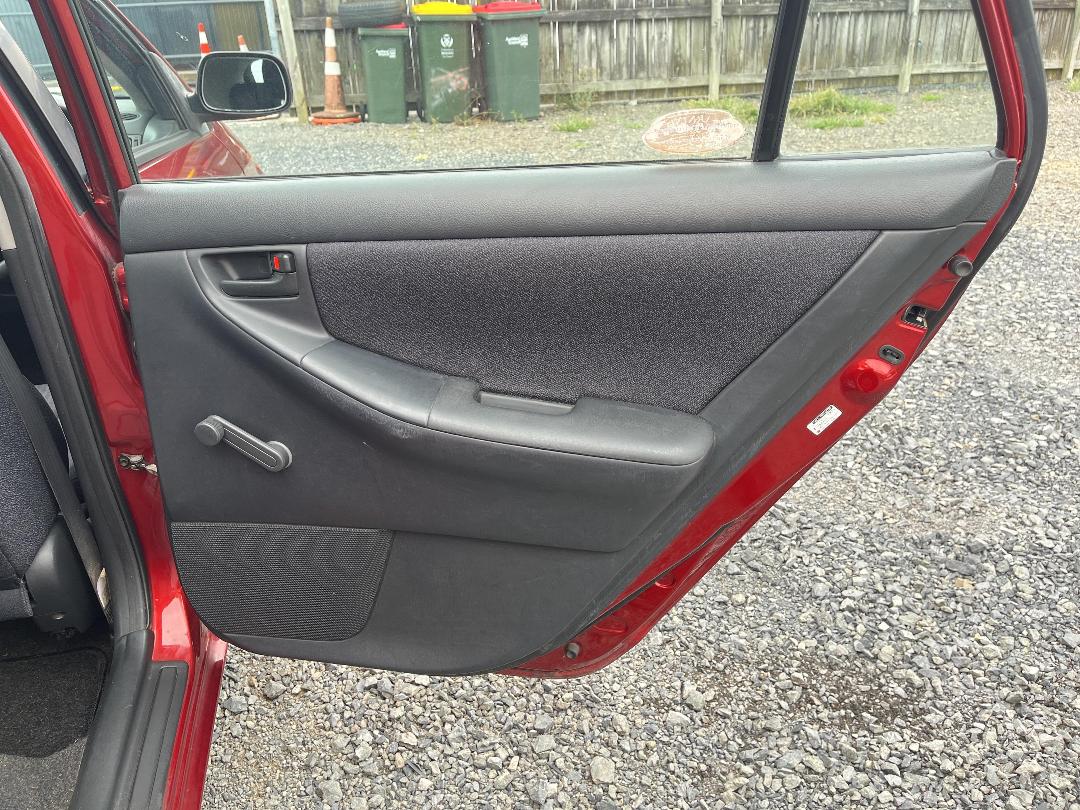 Photo '17' of Toyota Corolla GL