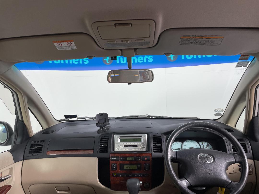 Photo '17' of Toyota Corolla Spacio