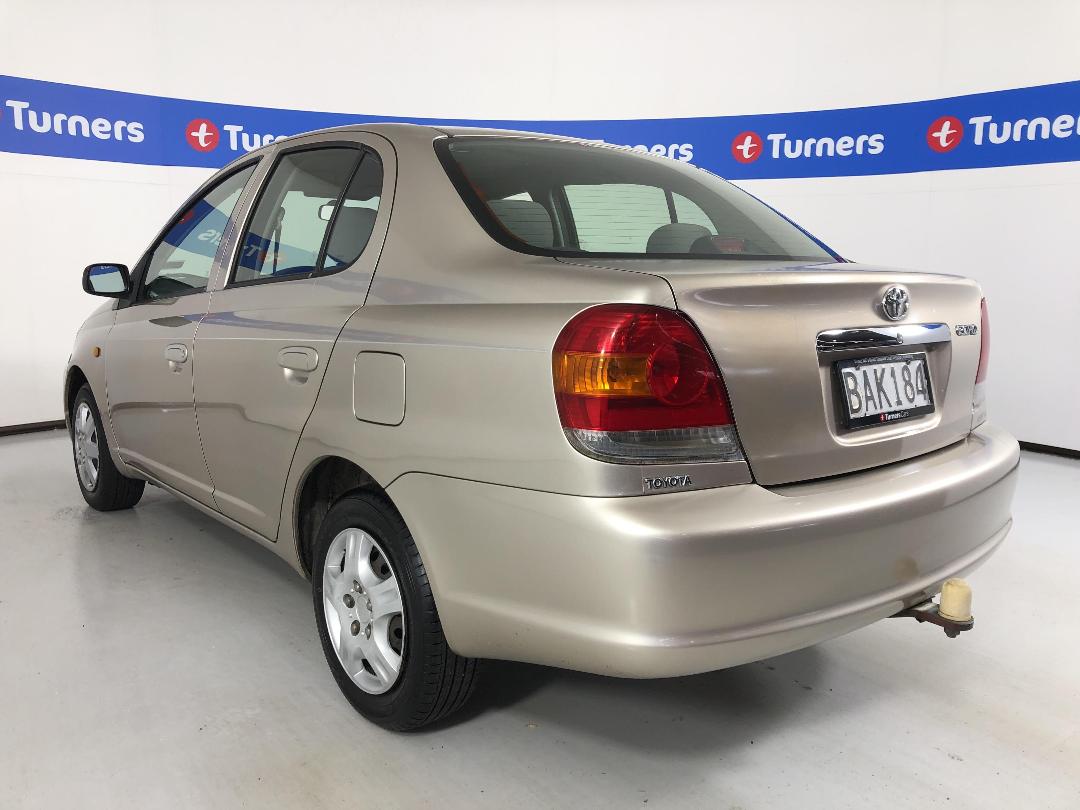 Photo '5' of Toyota Echo
