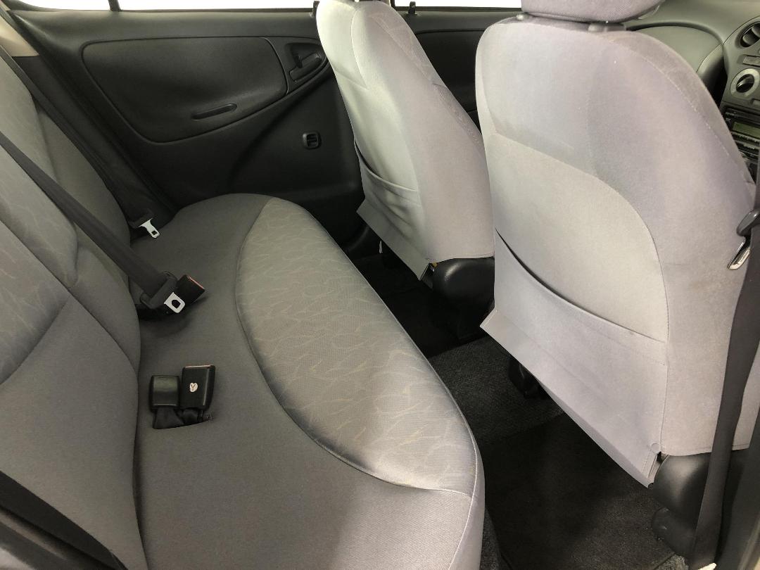 Photo '20' of Toyota Echo