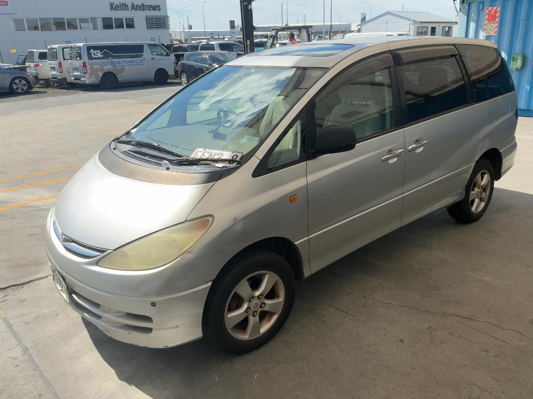 Photo '6' of Toyota Estima