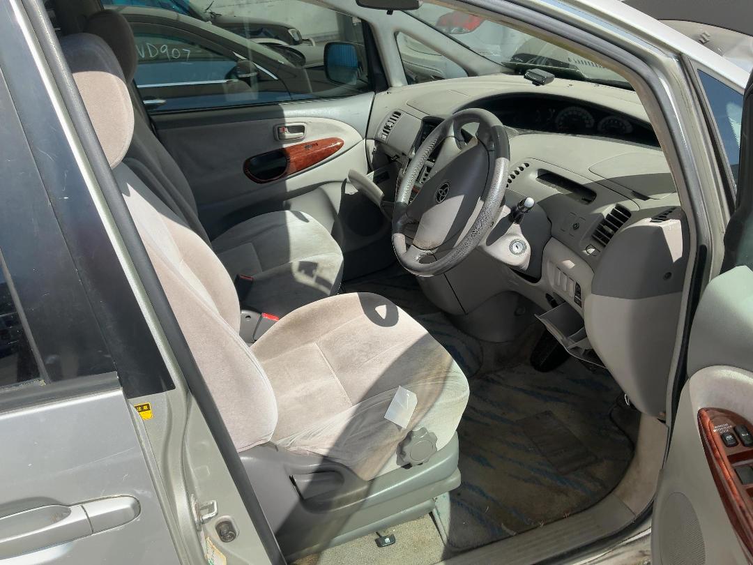 Photo '22' of Toyota Estima