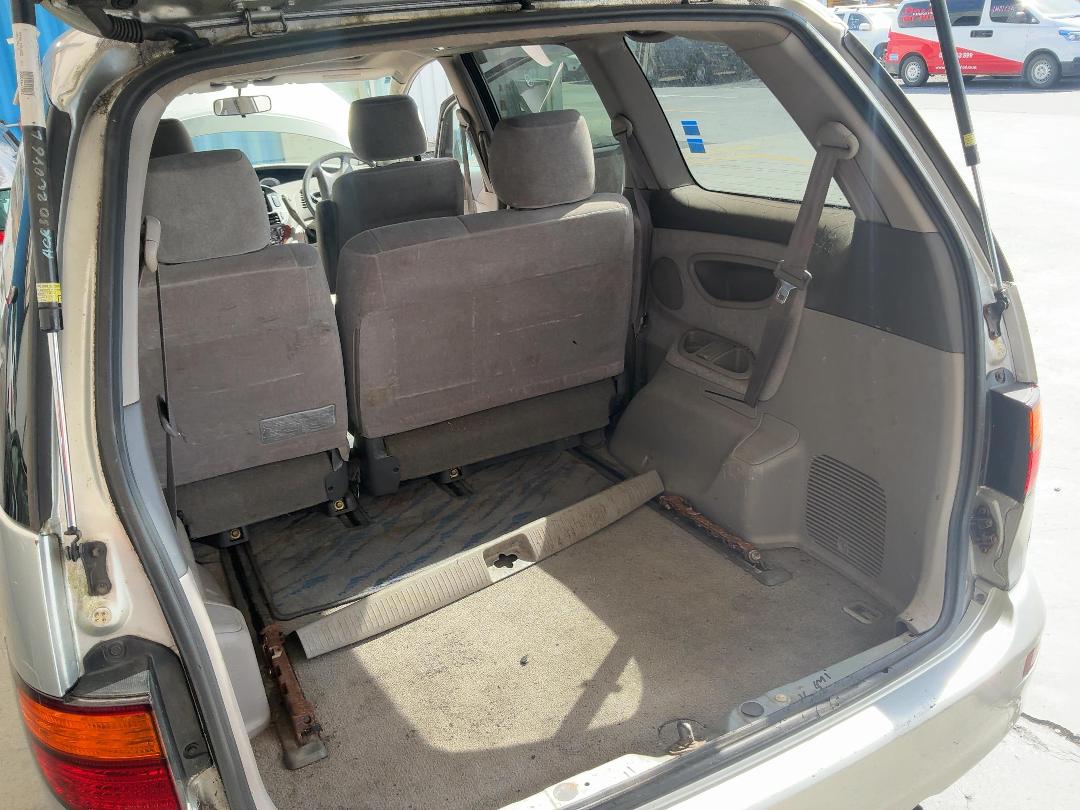 Photo '25' of Toyota Estima