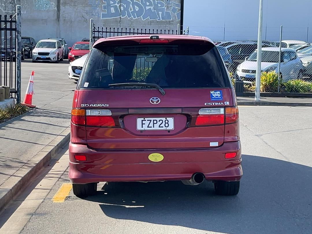 Photo '5' of Toyota Estima Aeras