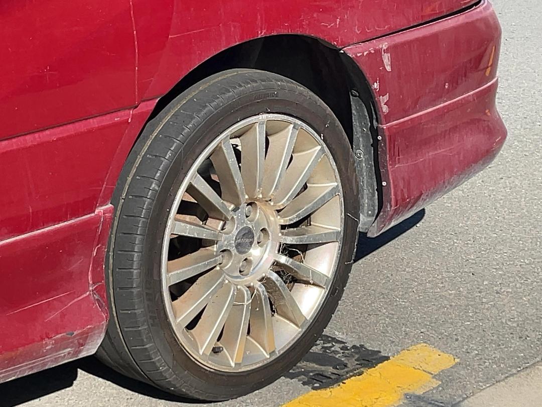 Photo '8' of Toyota Estima Aeras