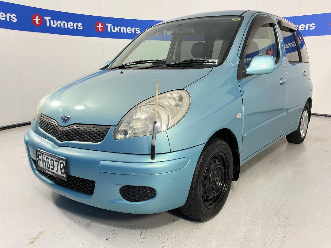 Photo '4' of Toyota Funcargo