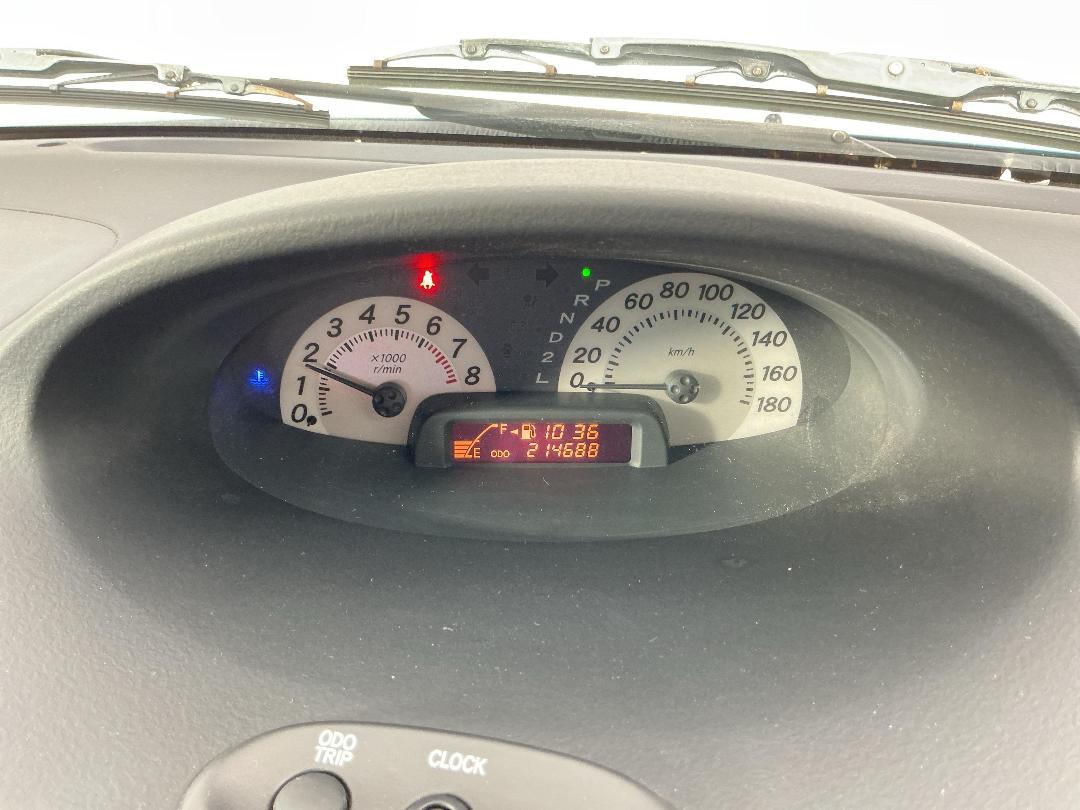 Photo '21' of Toyota Funcargo