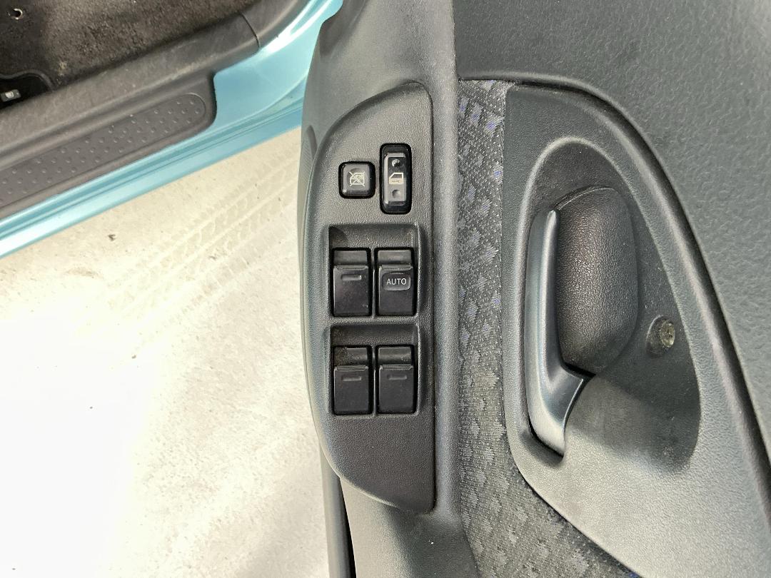 Photo '23' of Toyota Funcargo