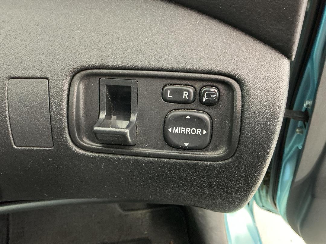 Photo '24' of Toyota Funcargo