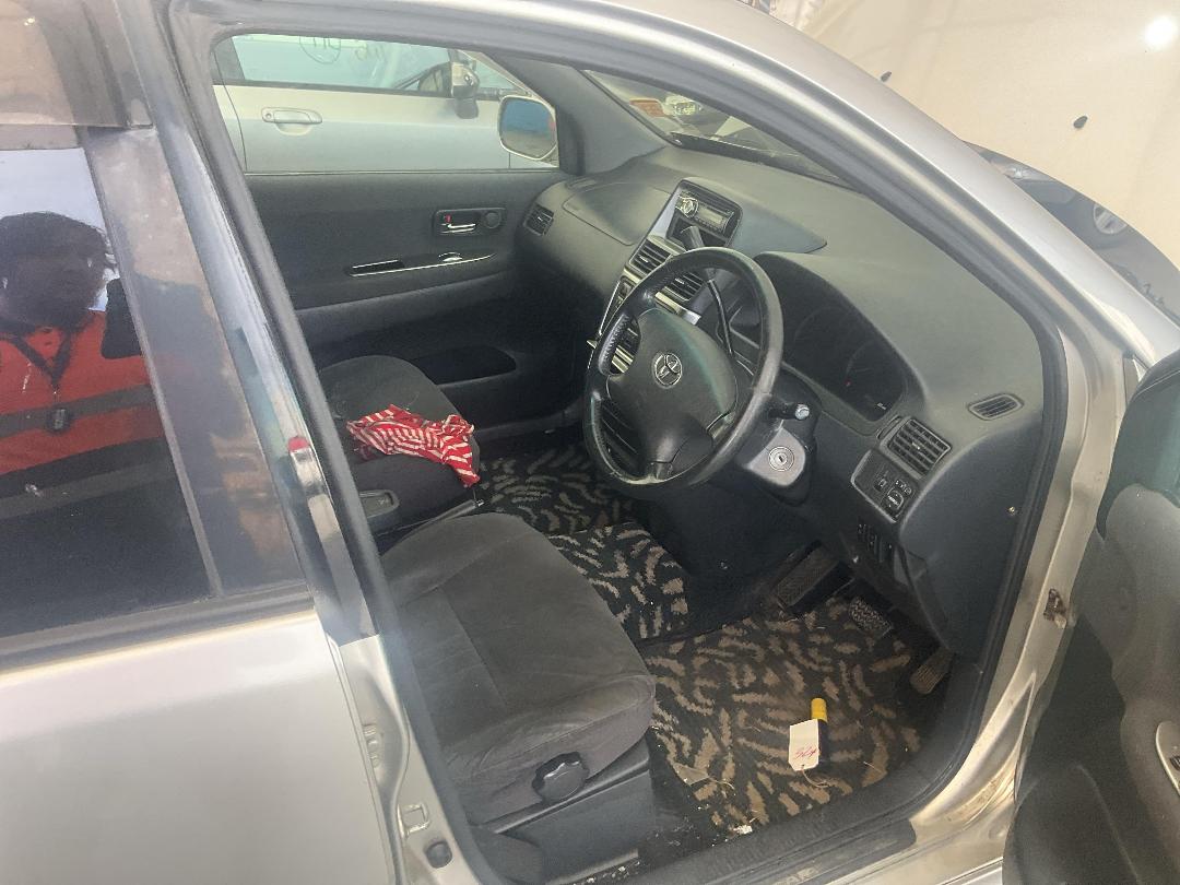 Photo '21' of Toyota Gaia Photo '21' of Toyota Gaia