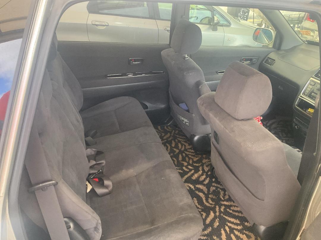 Photo '22' of Toyota Gaia Photo '22' of Toyota Gaia