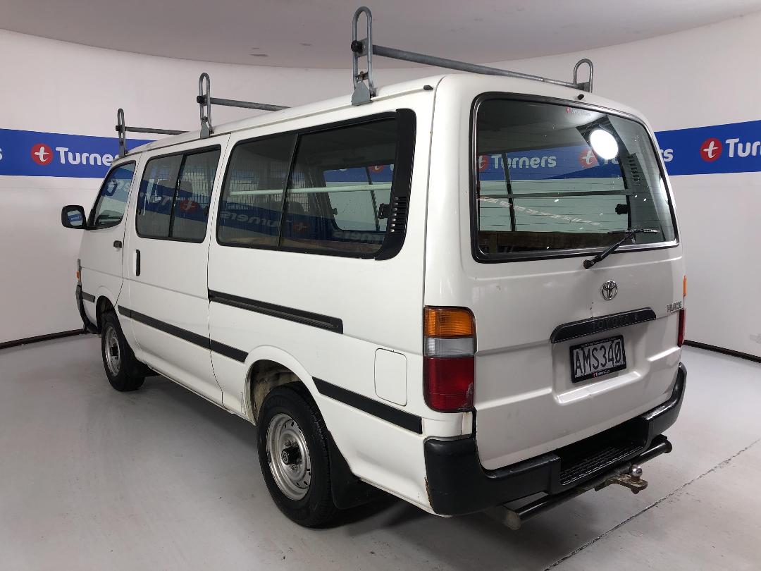 Photo '5' of Toyota Hiace Photo '5' of Toyota Hiace