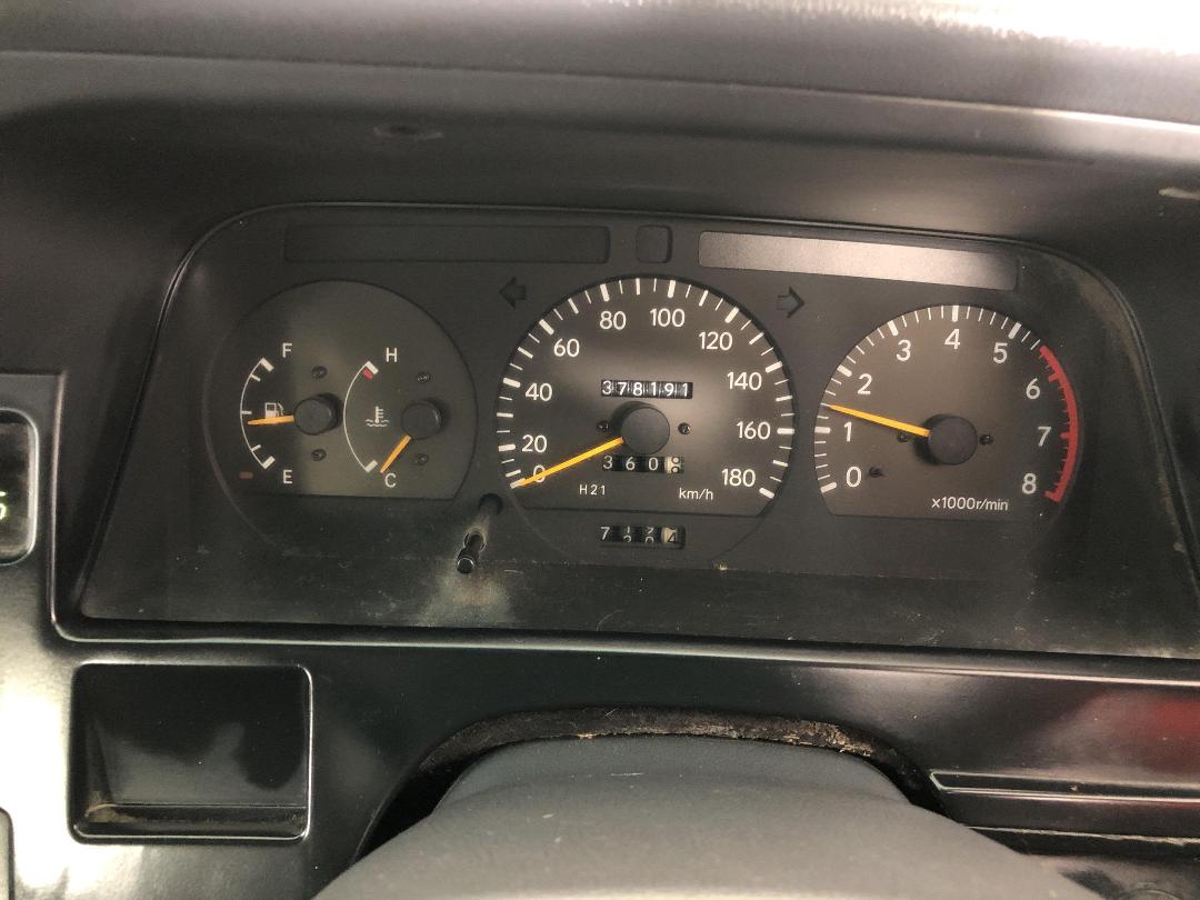 Photo '21' of Toyota Hiace Photo '21' of Toyota Hiace