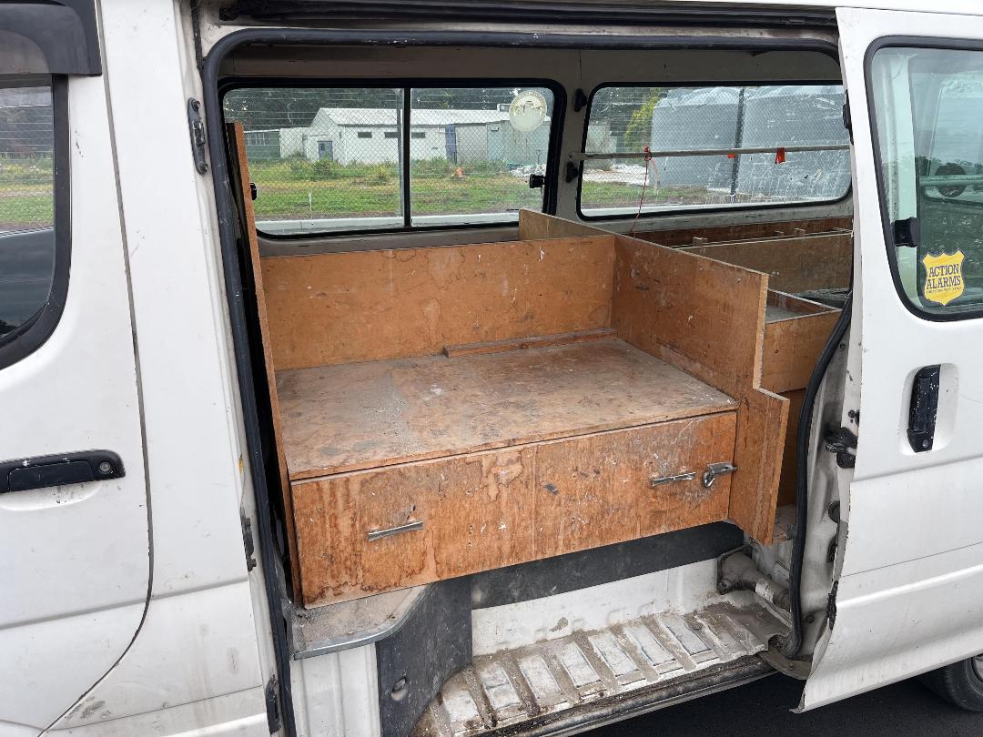 Photo '12' of Toyota Hiace VAN Photo '12' of Toyota Hiace VAN