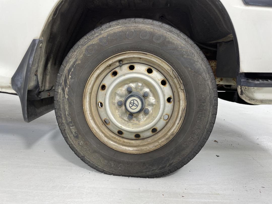 Photo '9' of Toyota Hiace