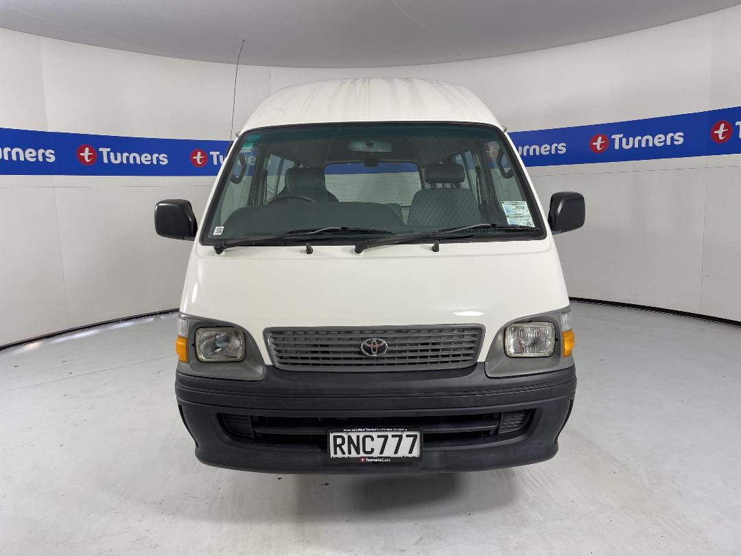 Photo '2' of Toyota Hiace