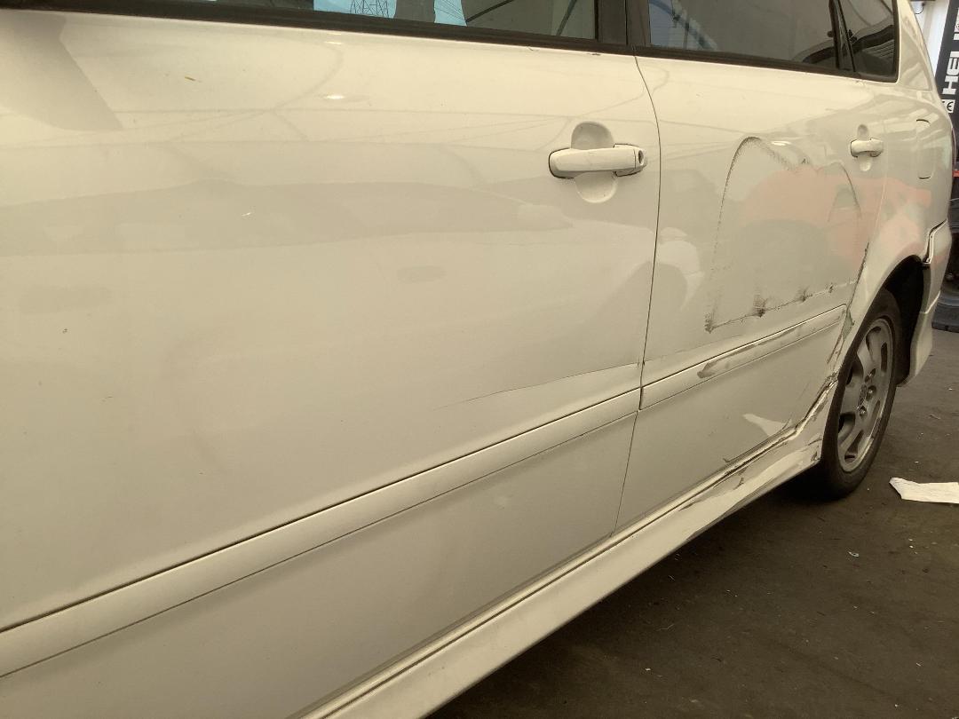 Photo '3' of Toyota Ipsum Photo '3' of Toyota Ipsum