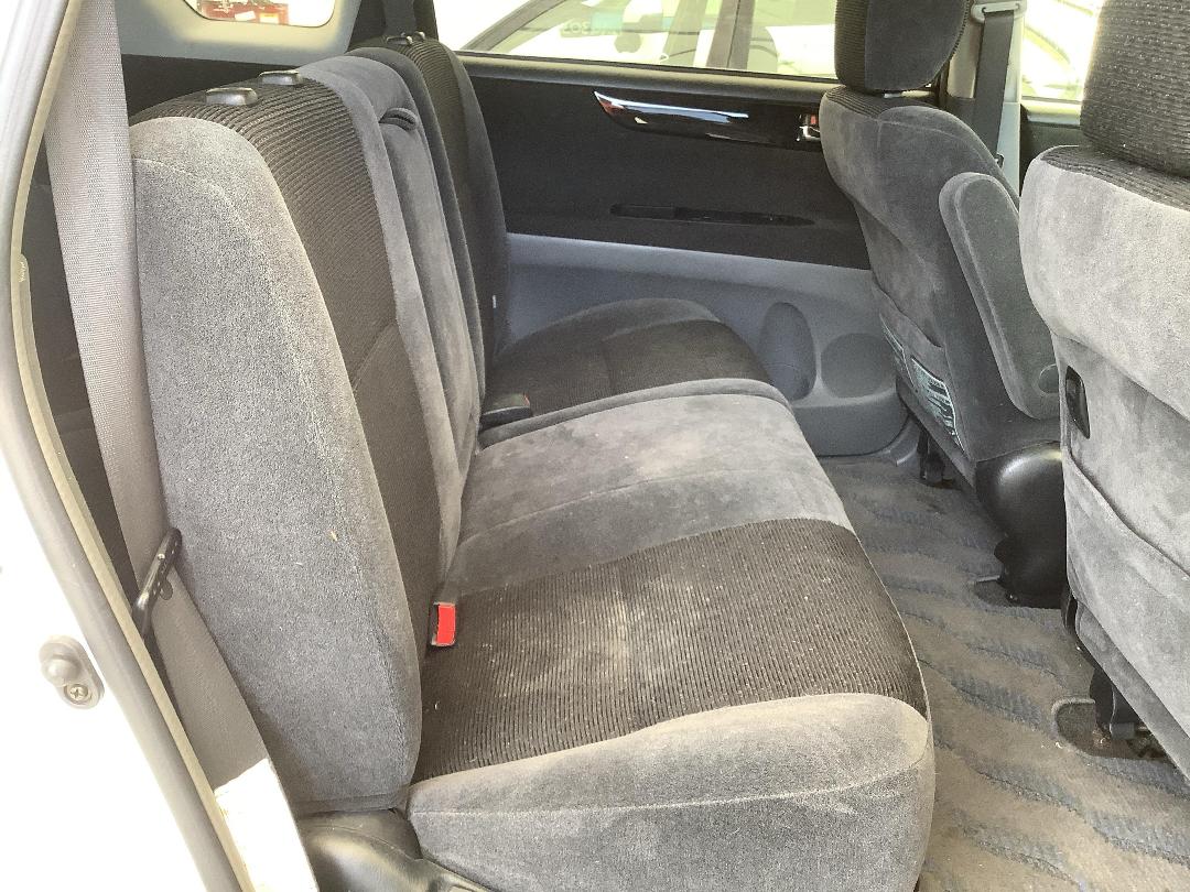 Photo '11' of Toyota Ipsum Photo '11' of Toyota Ipsum