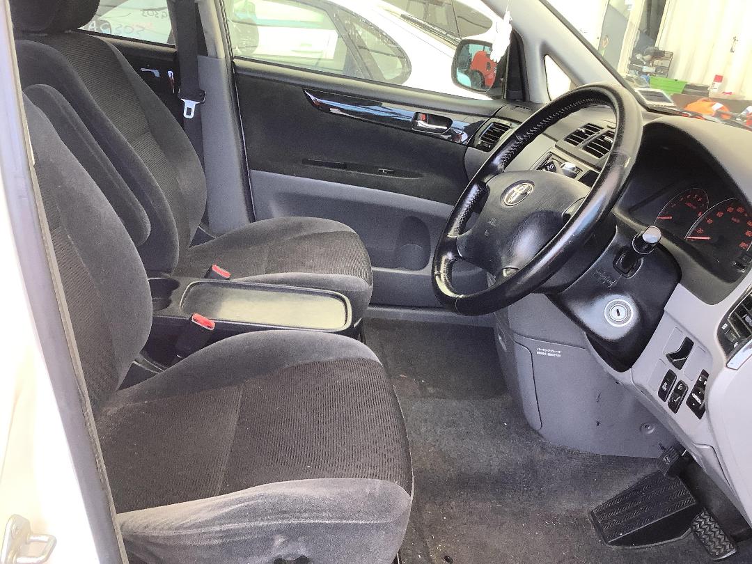 Photo '12' of Toyota Ipsum Photo '12' of Toyota Ipsum