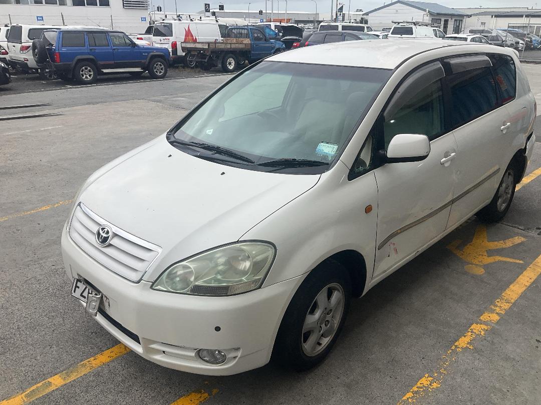 Photo '6' of Toyota Ipsum Photo '6' of Toyota Ipsum