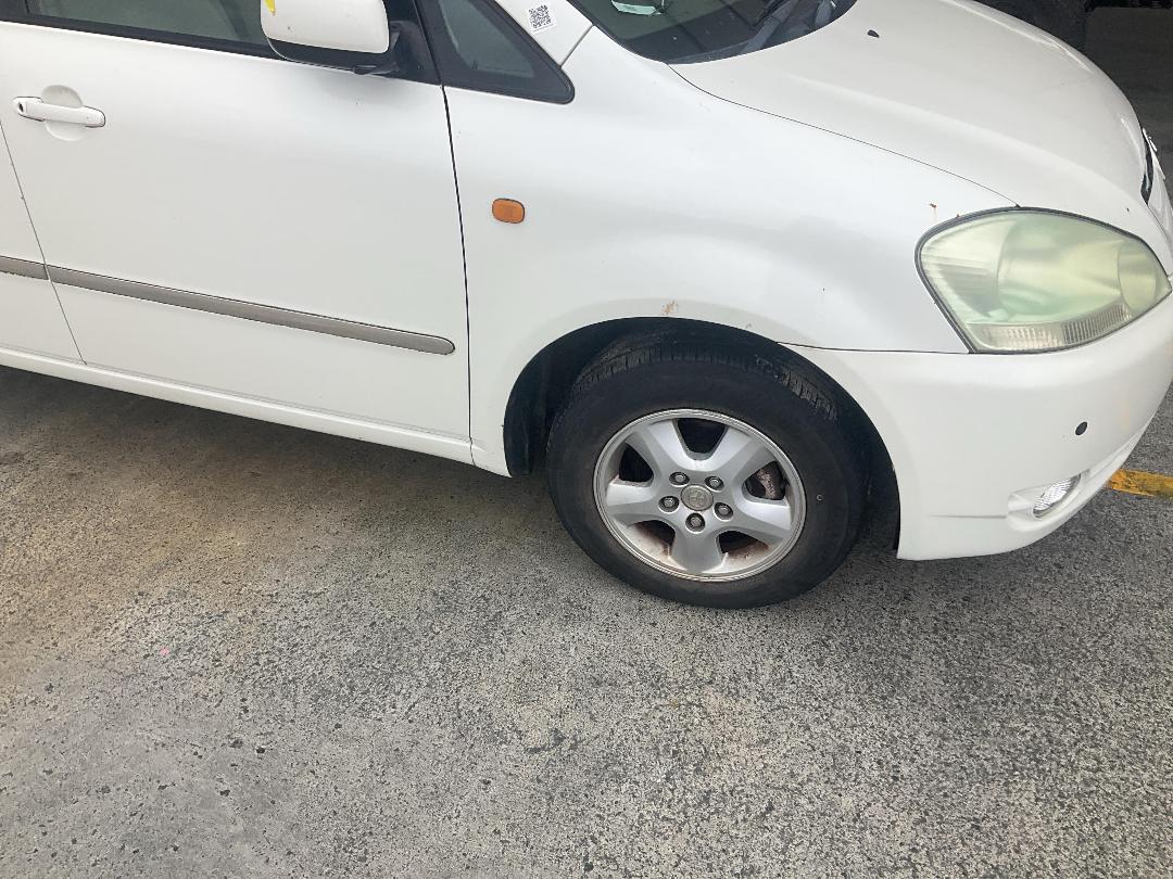 Photo '2' of Toyota Ipsum Photo '2' of Toyota Ipsum